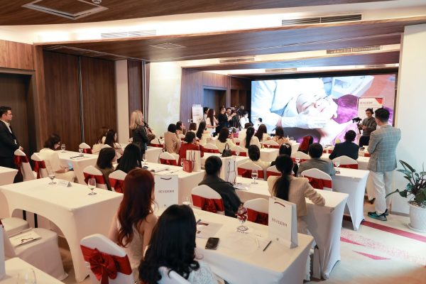 Đào tạo chuyên môn là một phần quan trọng trong hệ sinh thái REVIDERM nhằm hỗ trợ chuyên gia đưa ra giải pháp phù hợp cho từng làn da.