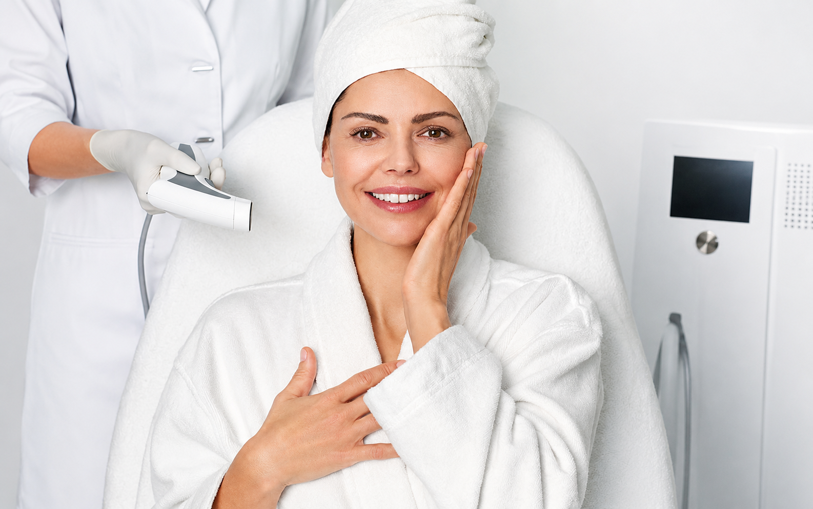 Công nghệ RF REVIDERM VEGA hỗ trợ săn chắc da và kích thích collagen hiệu quả
